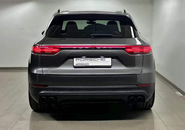 Porsche Cayenne cena 399000 przebieg: 74921, rok produkcji 2019 z Goniądz małe 781